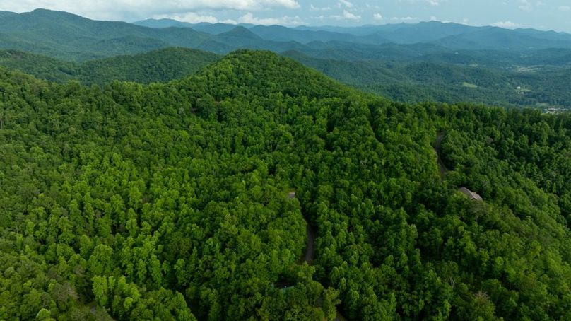 92 Featured_ProPhoto-93