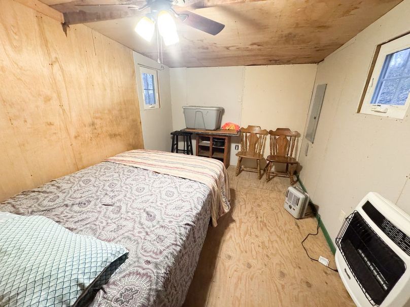 Ritchie, WV 14.081 AC Currey-09