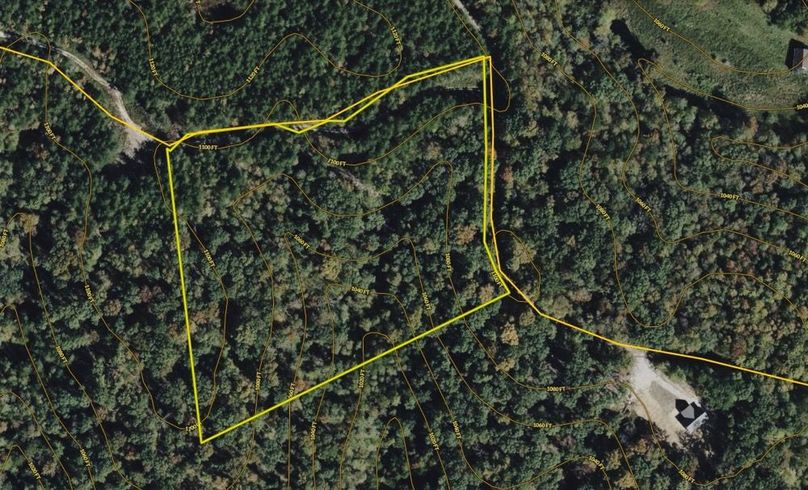 011 Owsley 8.35 Land ID map zoomed in with contour lines and water features