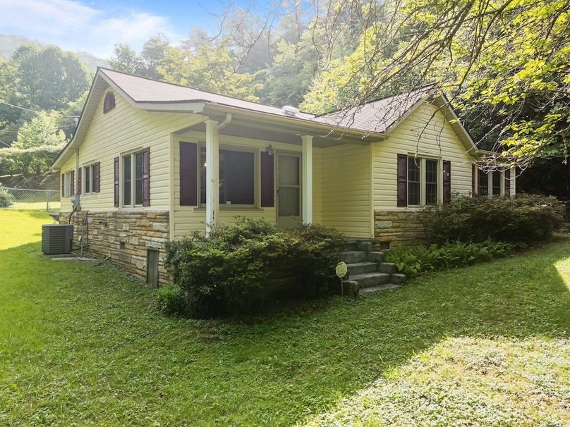 6-web-or-mls-58 Stillhouse Branch Rd 003