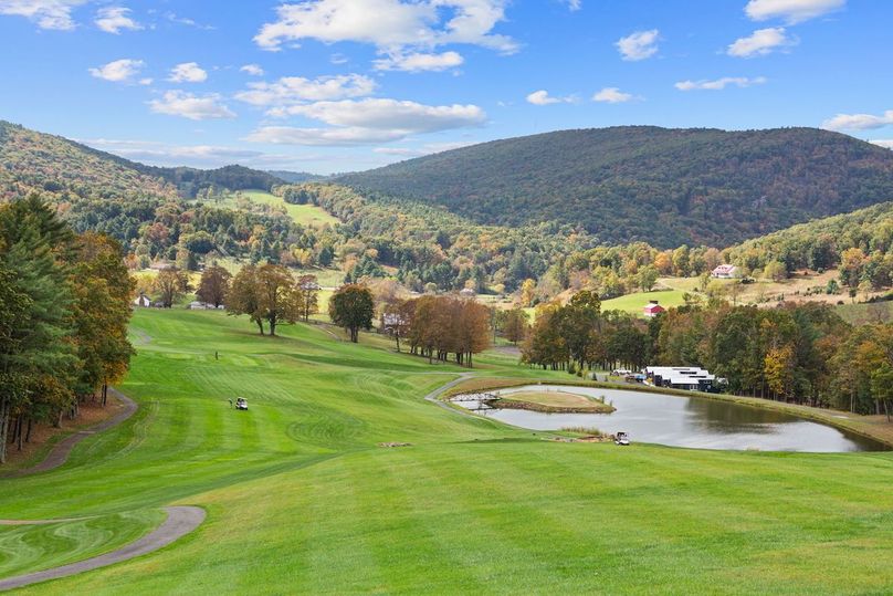 11-web-or-mls-6400 Golf Club Drive-89