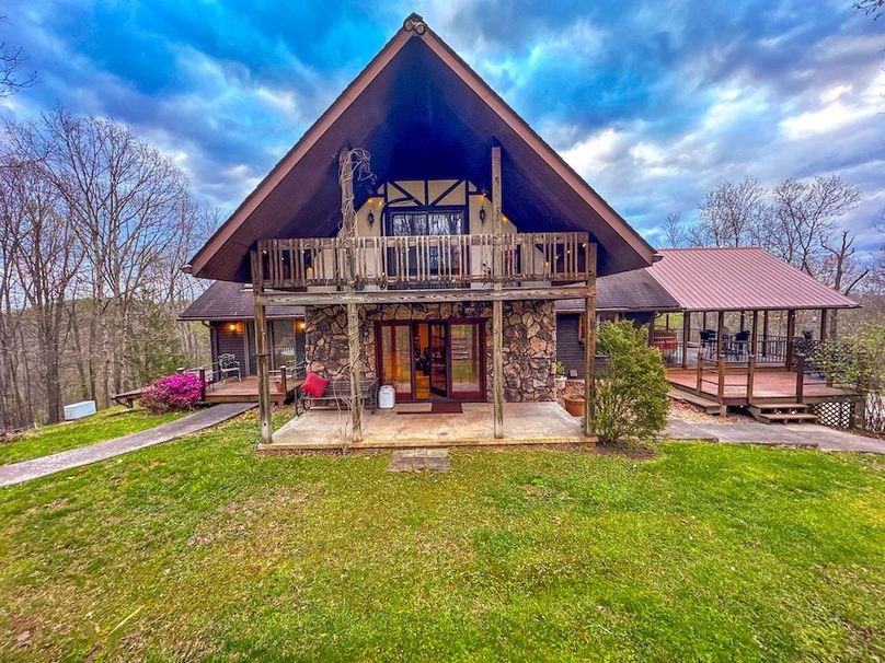 Calhoun, WV 132.84 AC Szegi 2-079