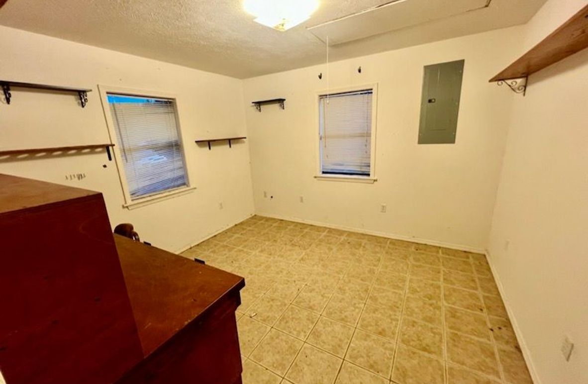 1F0B5039-B500-41C2-9170-E93E5F202E9D_1_105_c