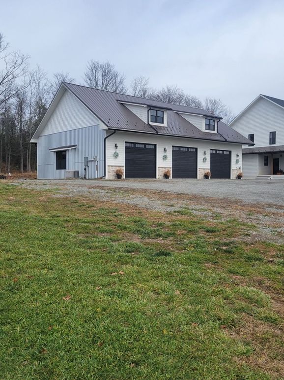 A0F8B489-A8AE-4348-8D62-6486E934D884-2