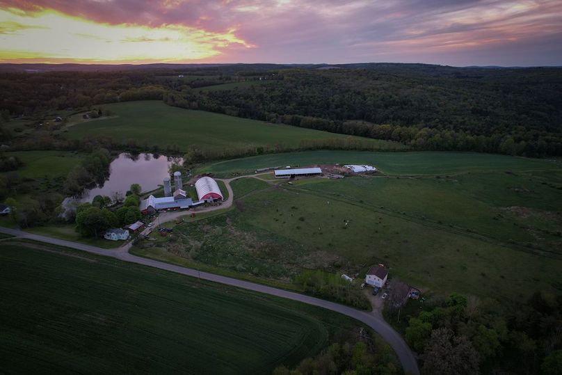 Tioga_116.52_Moore_Photo_129