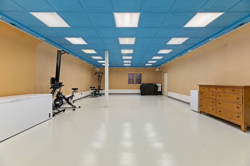 037 - Basement