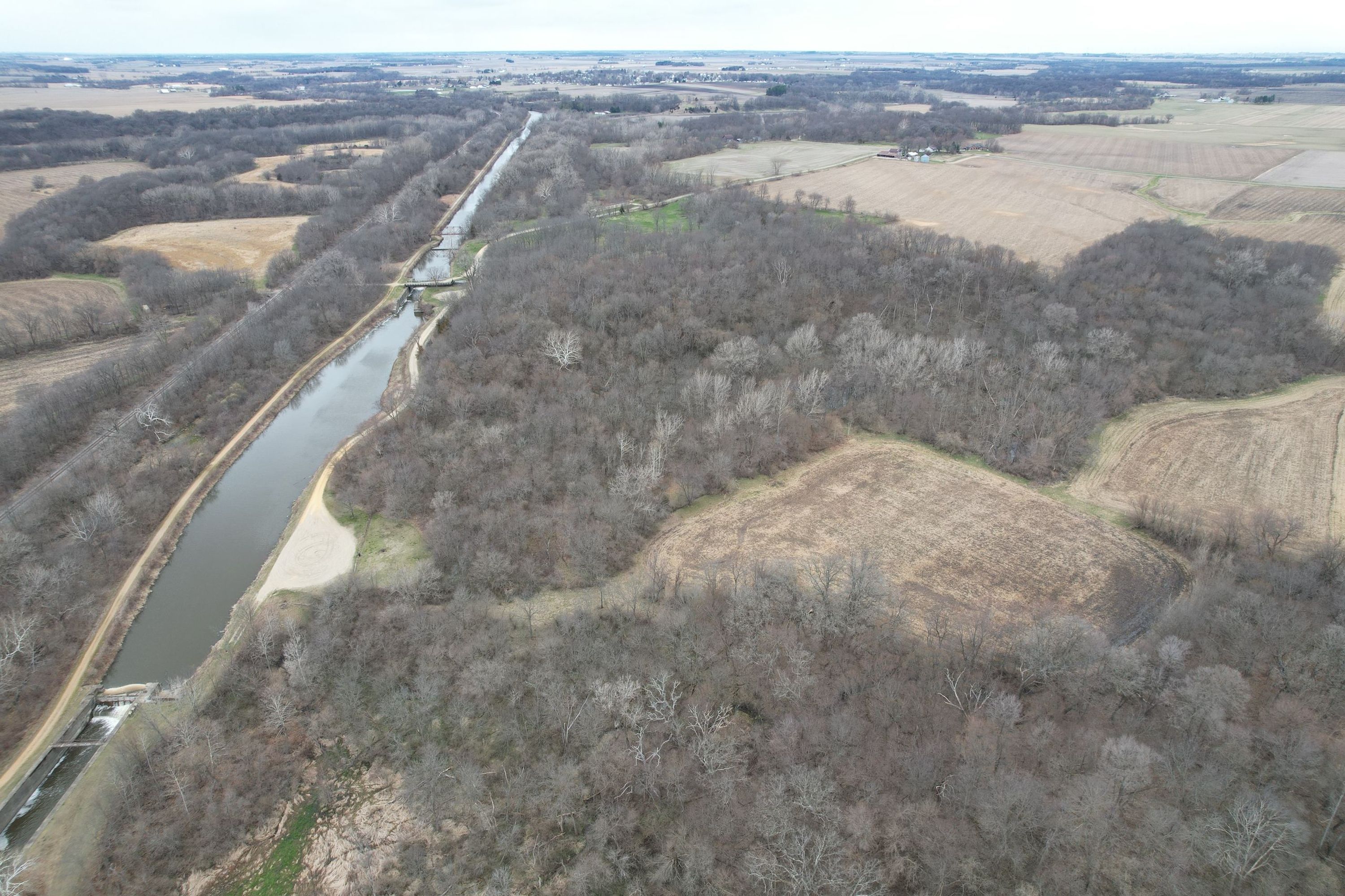 Hennepin Country Property 04 - c77j371