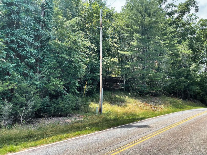 Road Frontage 6.84 02