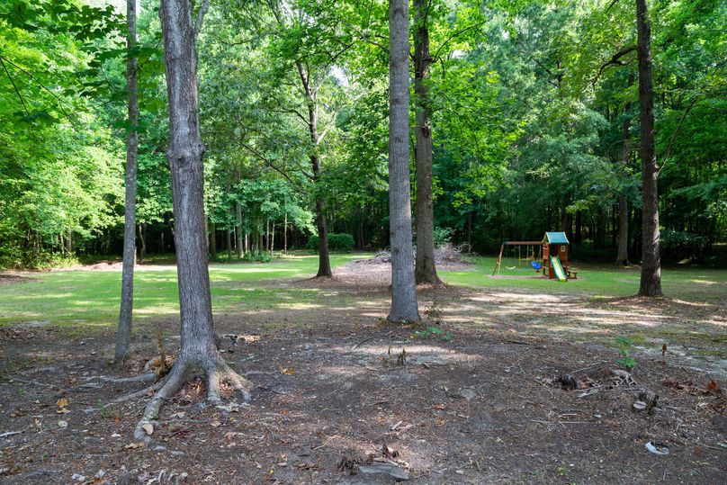 7686 Heritage Rd - Photos-53