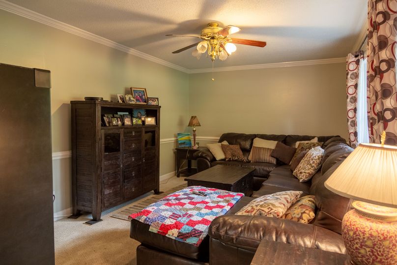 7686 Heritage Rd - Photos-7