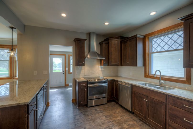 52230 221st Street_Full Res_10