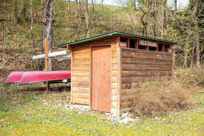 13 Restrooms for Cabins