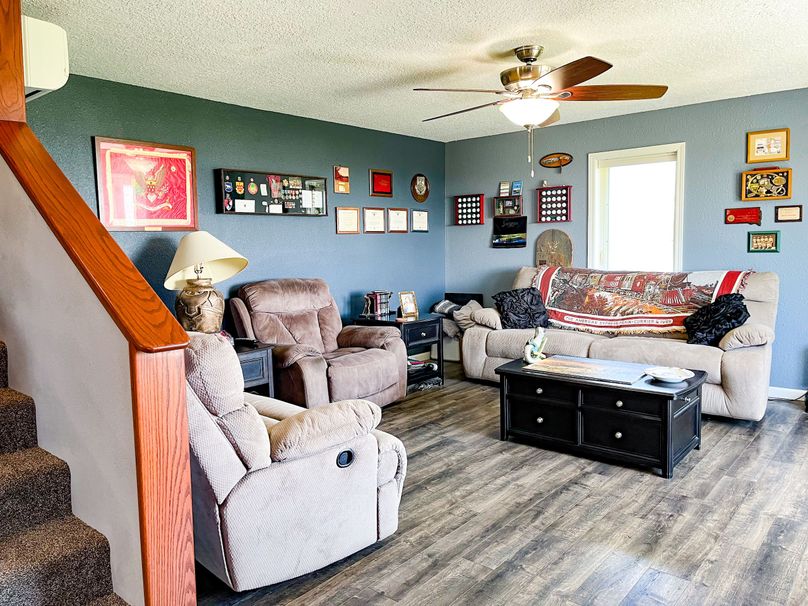 10 kitchen to living