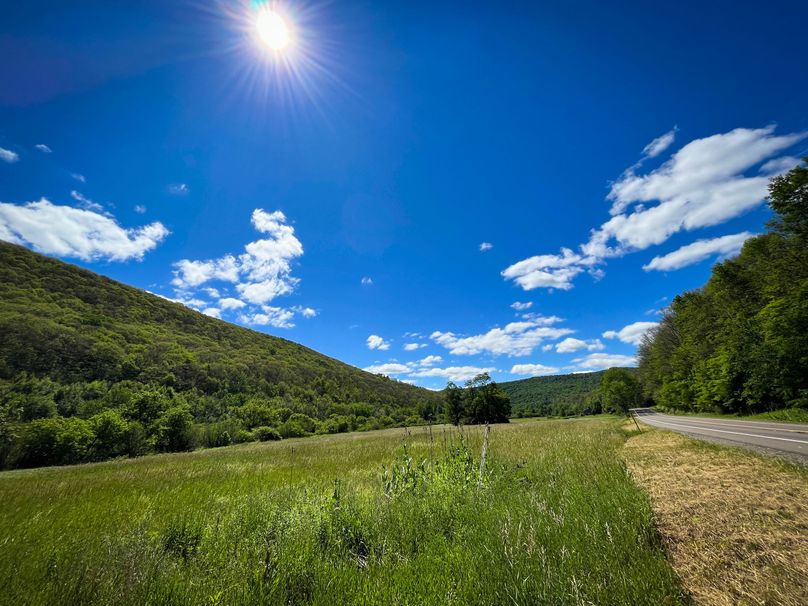 Schuyler_33.10_Ennis_Photos_11