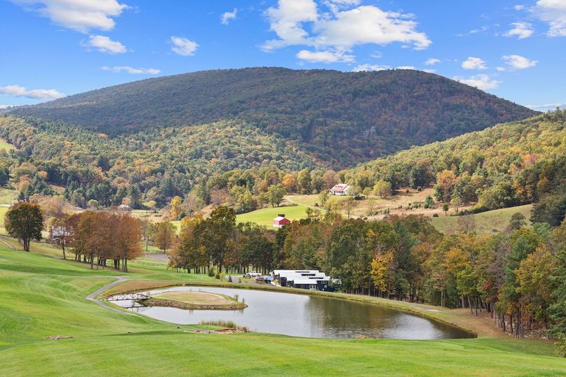 9-web-or-mls-6400 Golf Club Drive-88