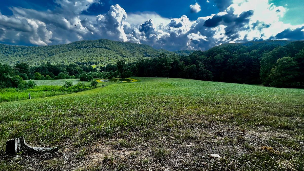 Secluded Unrestricted Rolling Hills Near Cherokee National Forest