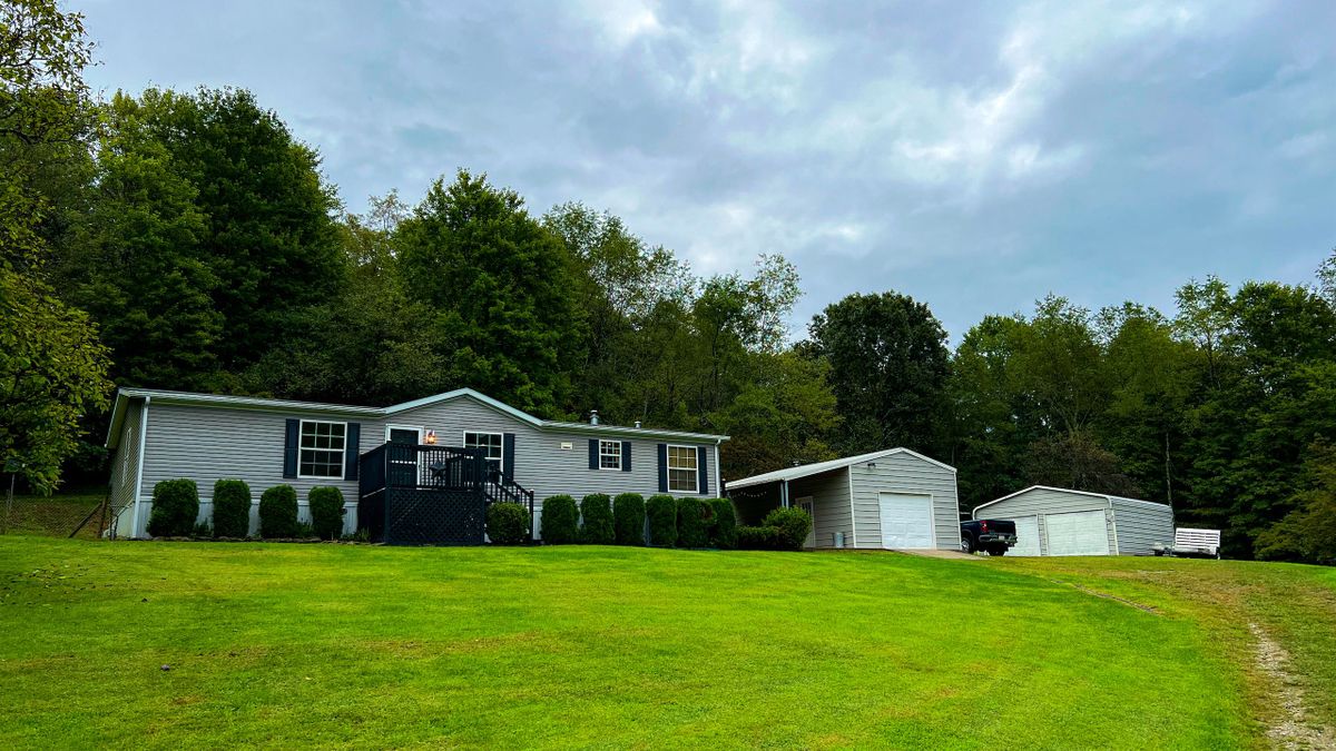 Home On Secluded Acreage For Sale Near Salem Whitetail Properties