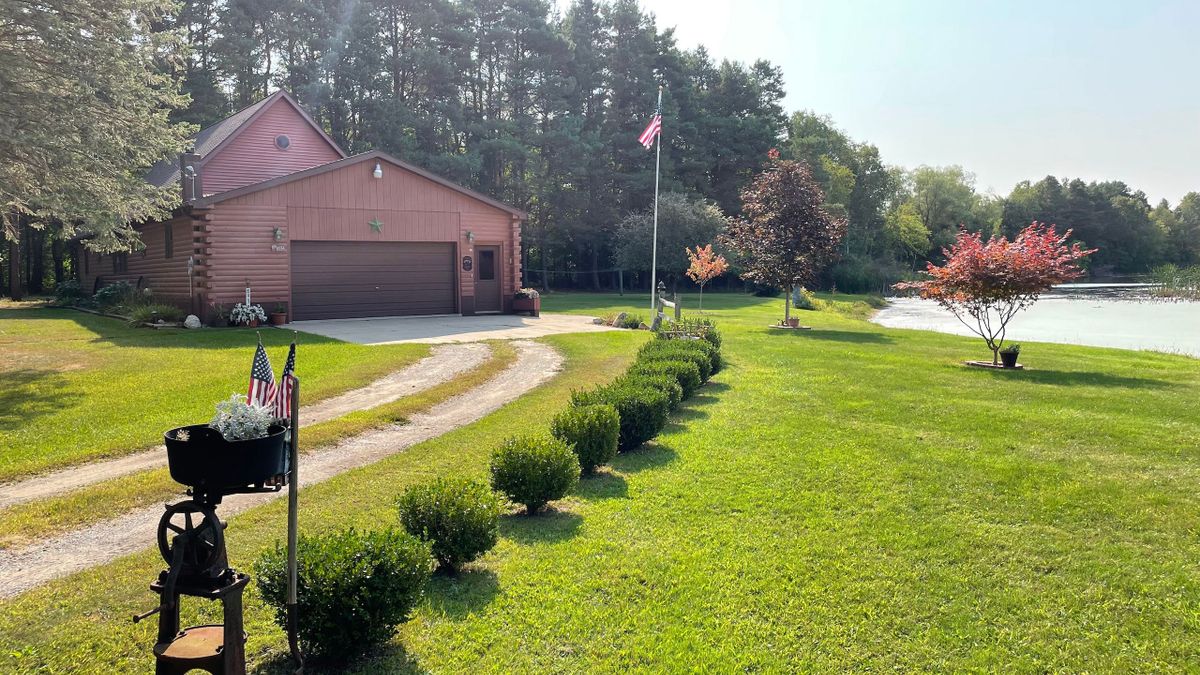 Retreat In The Thumb Of Michigan Whitetail Properties