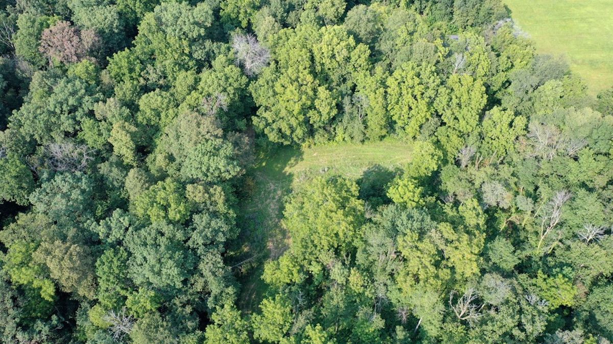 Recreational Property With Outbuilding And Power Near Durand