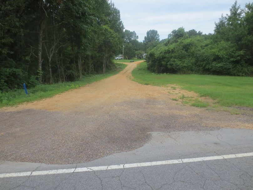 1A06AA6A-9A15-41C3-A567-F4357EEB0247