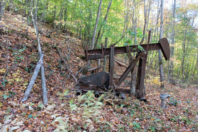006 an old oil pump from many years ago