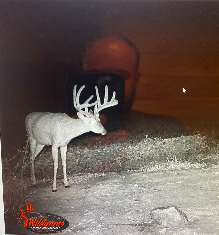 61888832200__E6DD47C2-3EC7-4A4A-8B65-9756EE267833