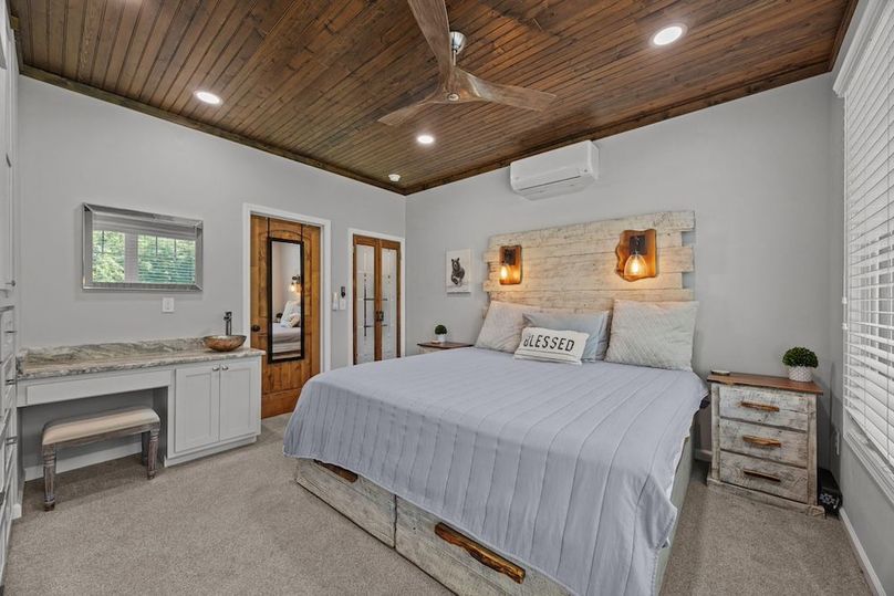 43-web-or-mls-4928 Yellow Creek Rd 064