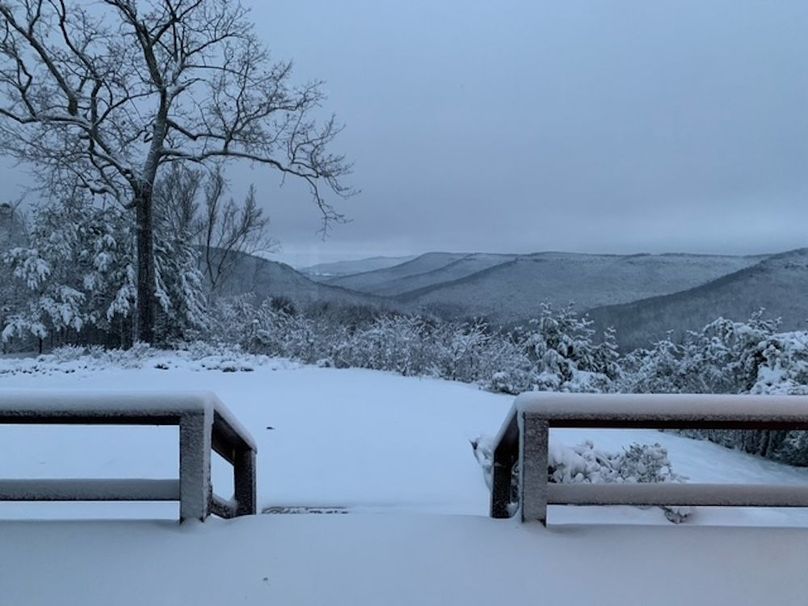 Snow 2