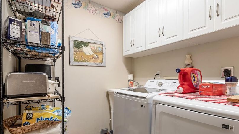 19-zj 18384 Crawmer Rd Se,049