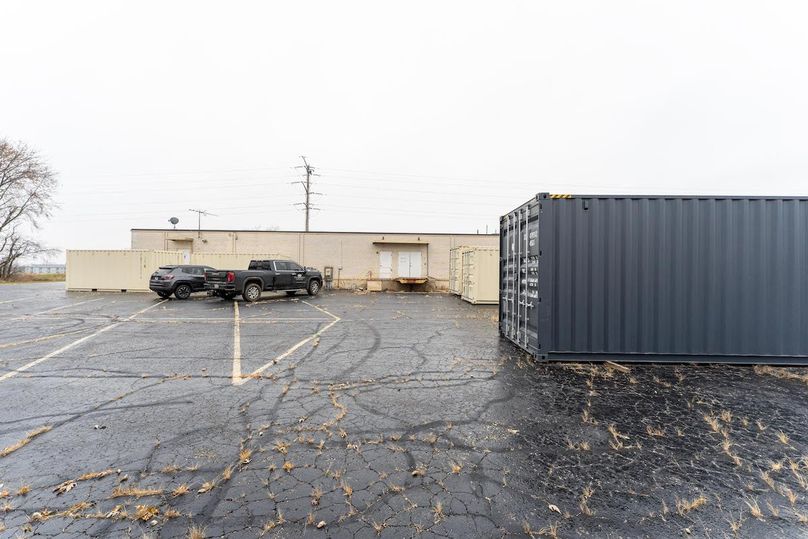 Winnebago 2.05 (Flee Market)_50