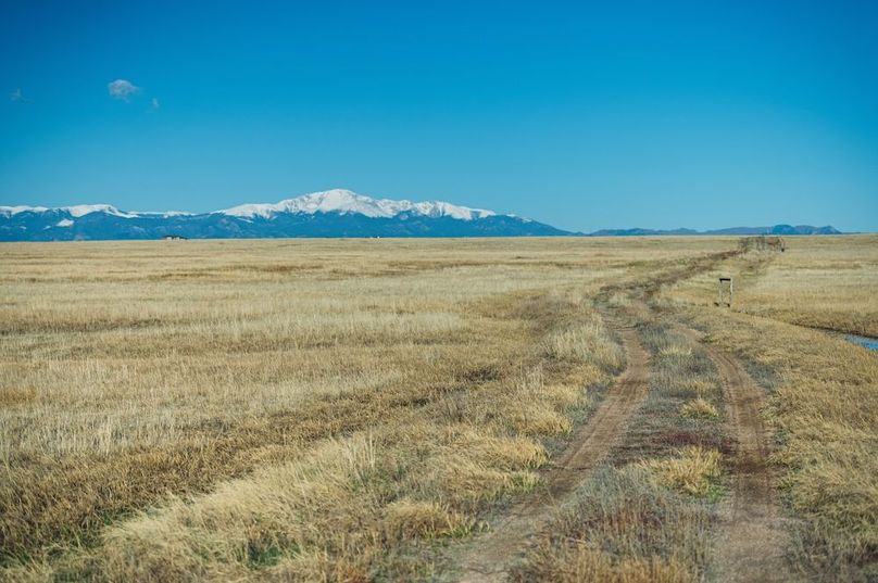 01 - Pikes Peak View