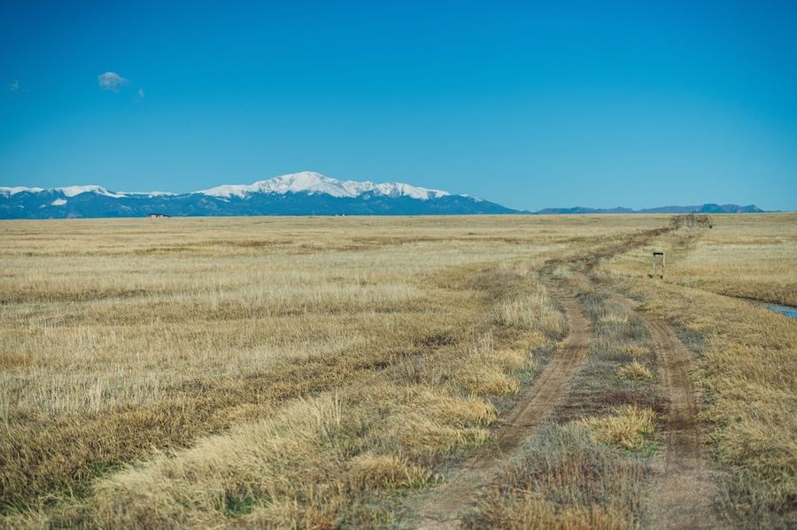 01 - Pikes Peak View