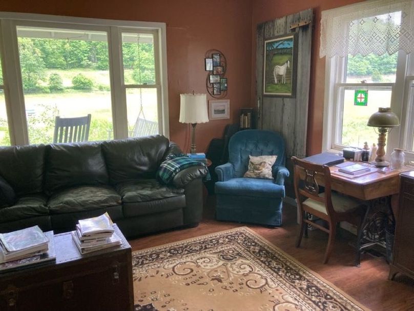 115 the view at the bottom of the stairs_