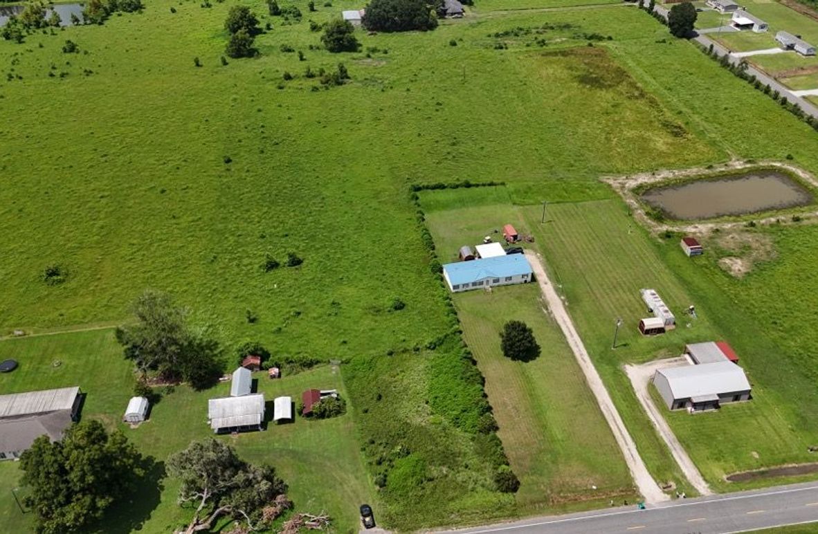 dji_fly_20250703_035042_0015_1752071312196_photo