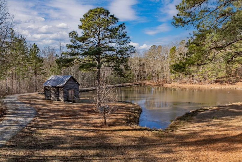 42-51-web-or-mls-1051-S-Hill-Rd-51