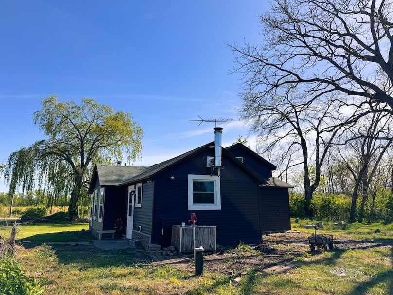 15936 W Beloit Newark Rd-37