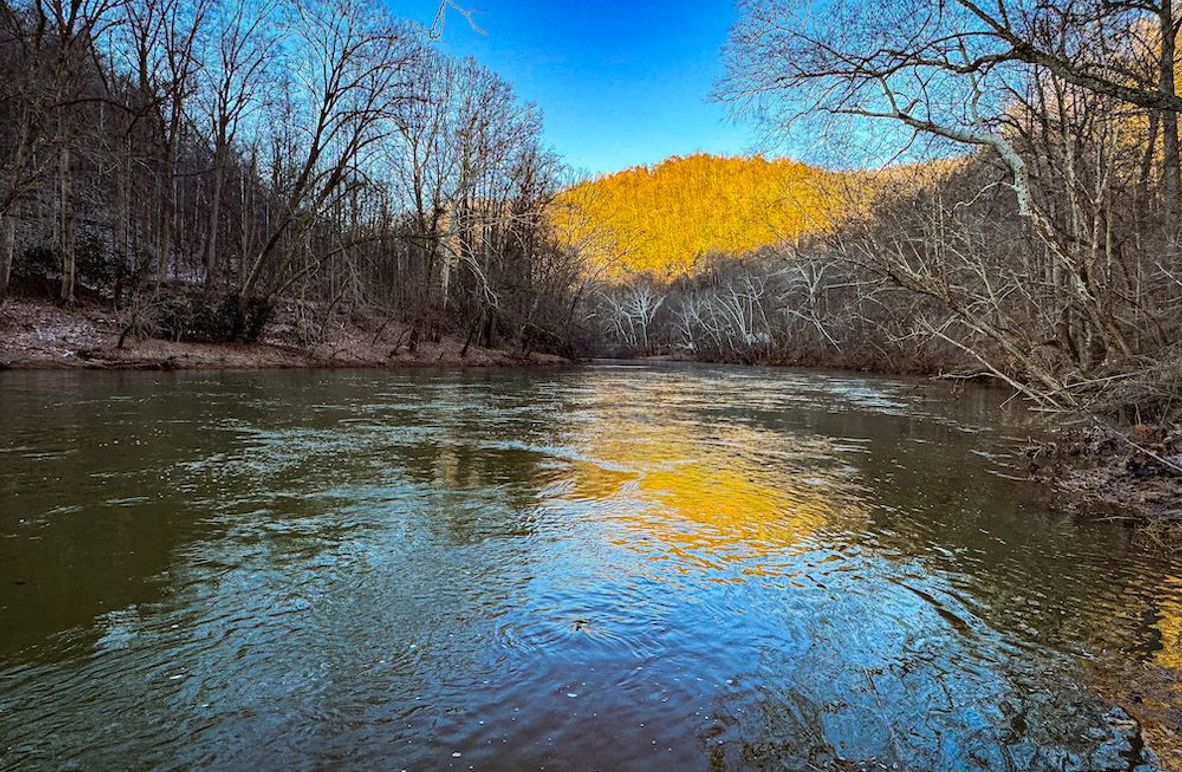 Calhoun, WV 136 AC Szegi-231