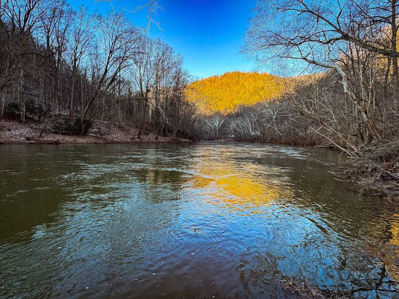 Calhoun, WV 136 AC Szegi-231