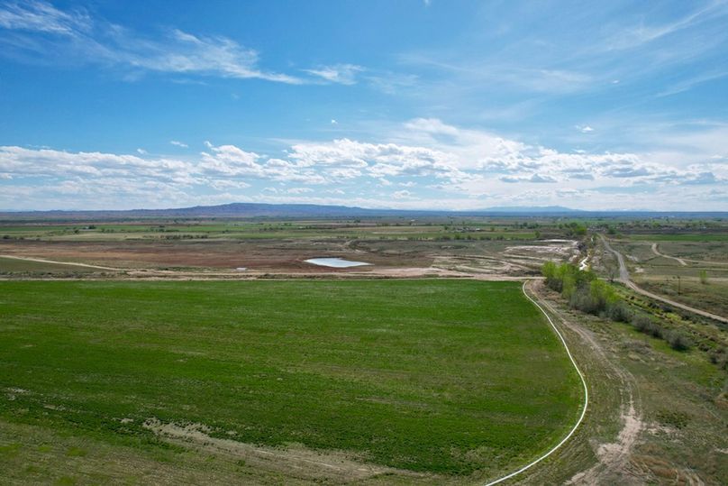 61DB5779-6716-4D91-8F5D-E1D43C19B6AF_1_105_c