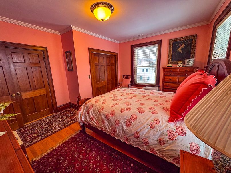 Lewis, WV 246 E 1st Wyllie-050