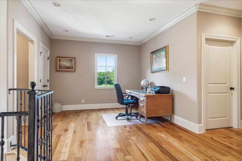 29-29-1528249m-5300 Raleigh Lagrange Dr