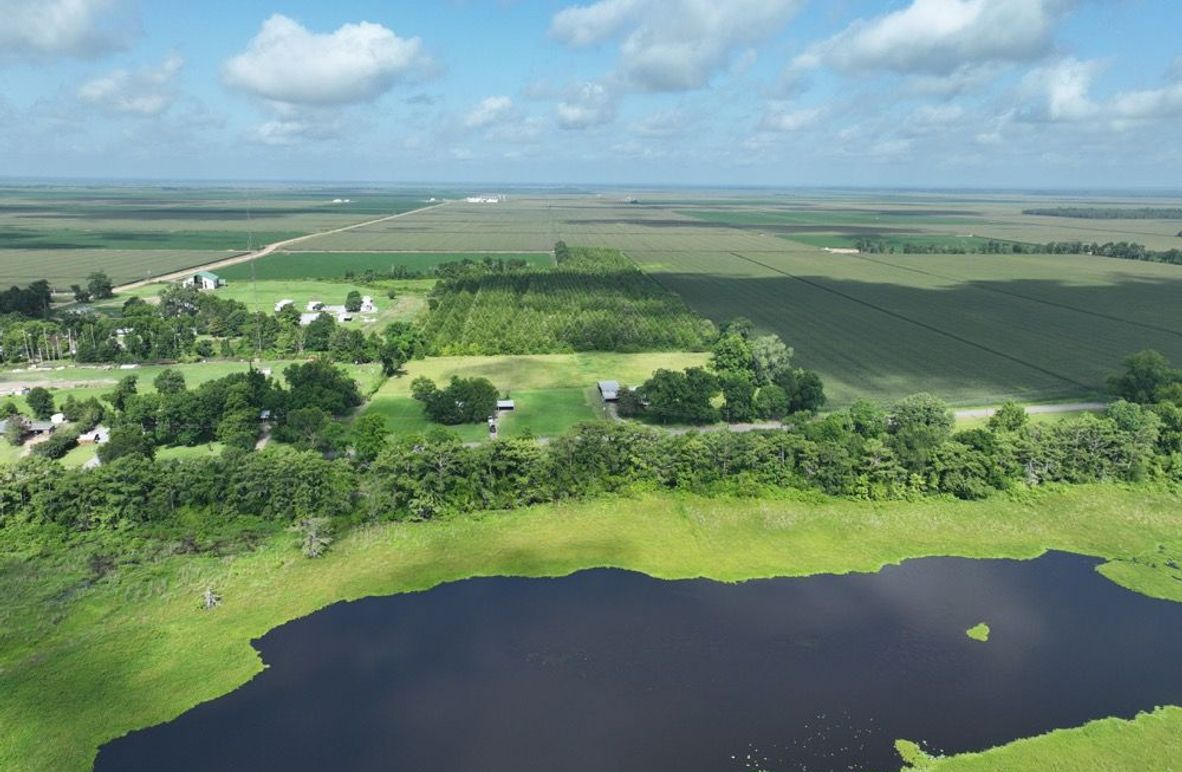 dji_fly_20250620_095542_1_1750611704657_photo