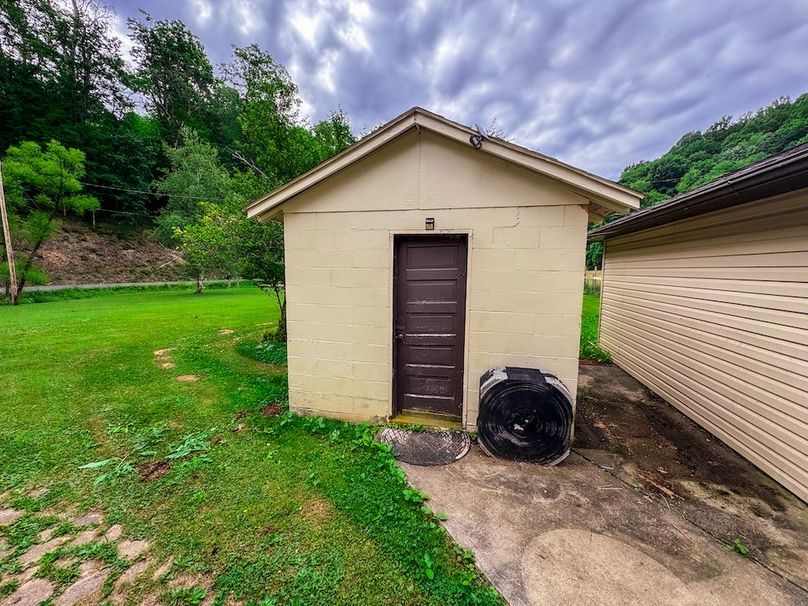 Doddridge, WV 15.68 AC Bonnett-58