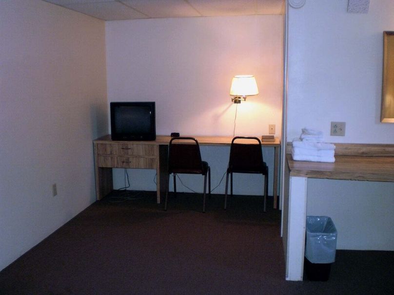 Motel Room 8-3