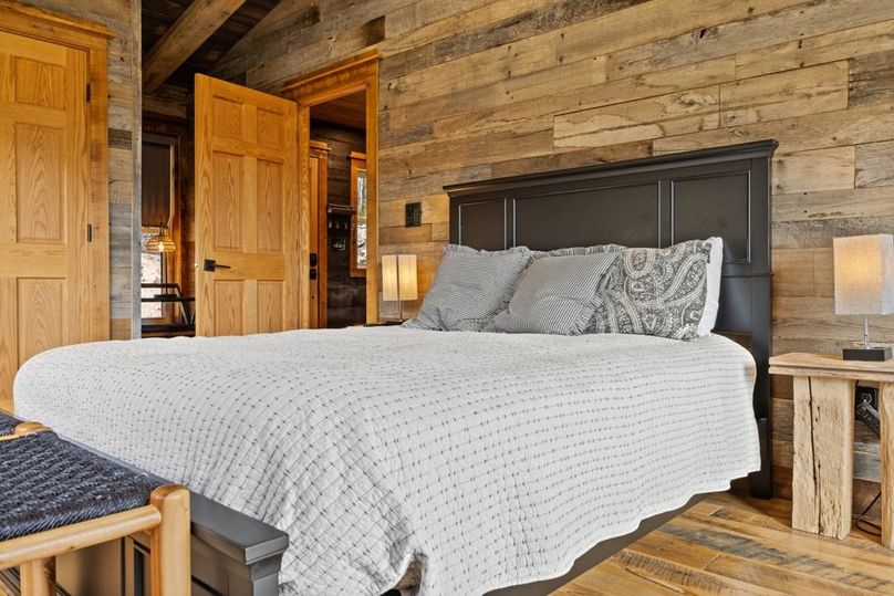 042 some good nights rest happening here