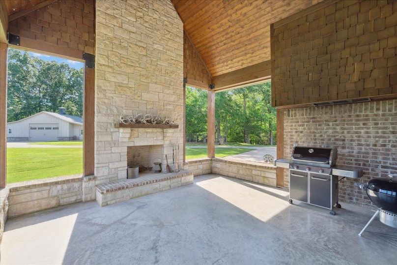 39-39-1528249m-5300 Raleigh Lagrange Dr