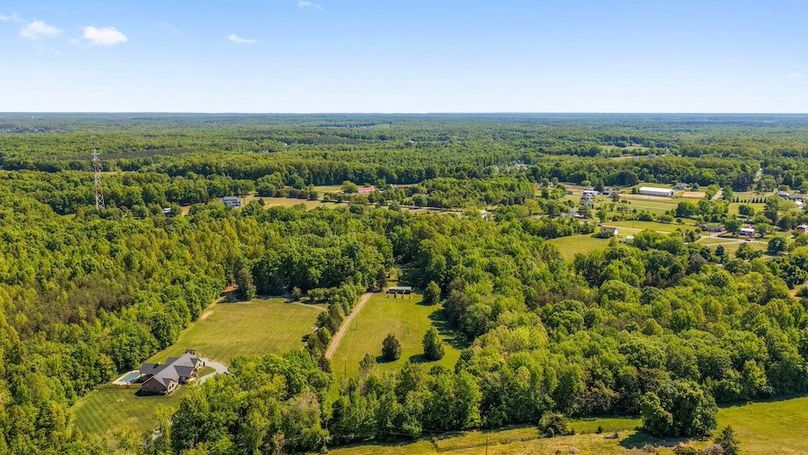 72-67-web-or-mls-279 Poplar Rd drone