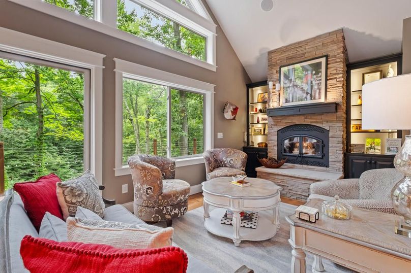 30 Living Area With Fireplace