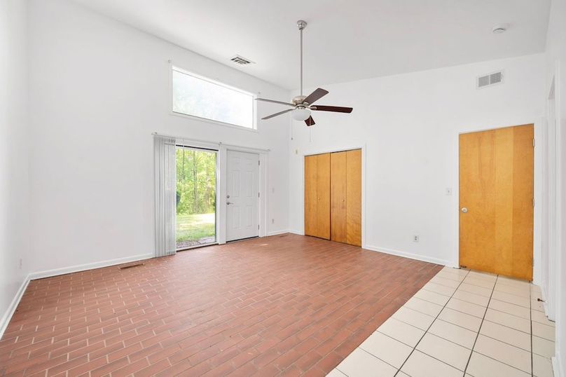 44-48-web-or-mls-279 Poplar Rd interior-31