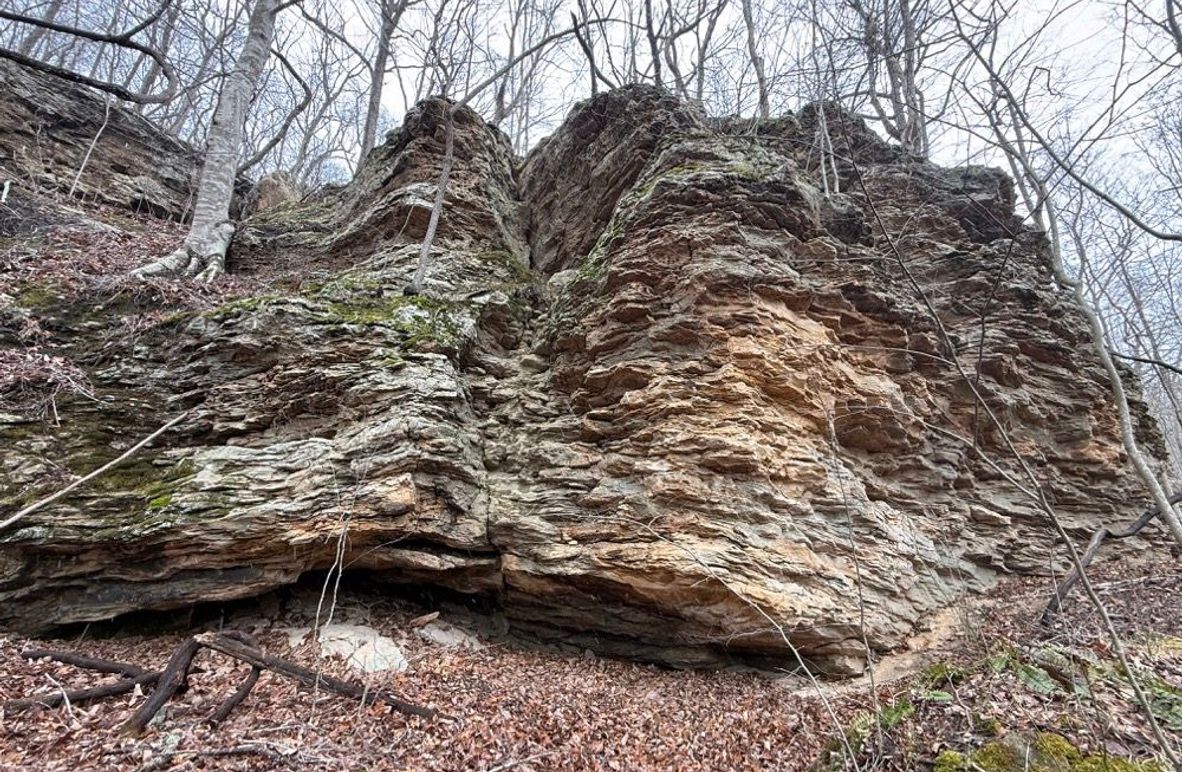 002 impressive rock feature in the east portion of the property